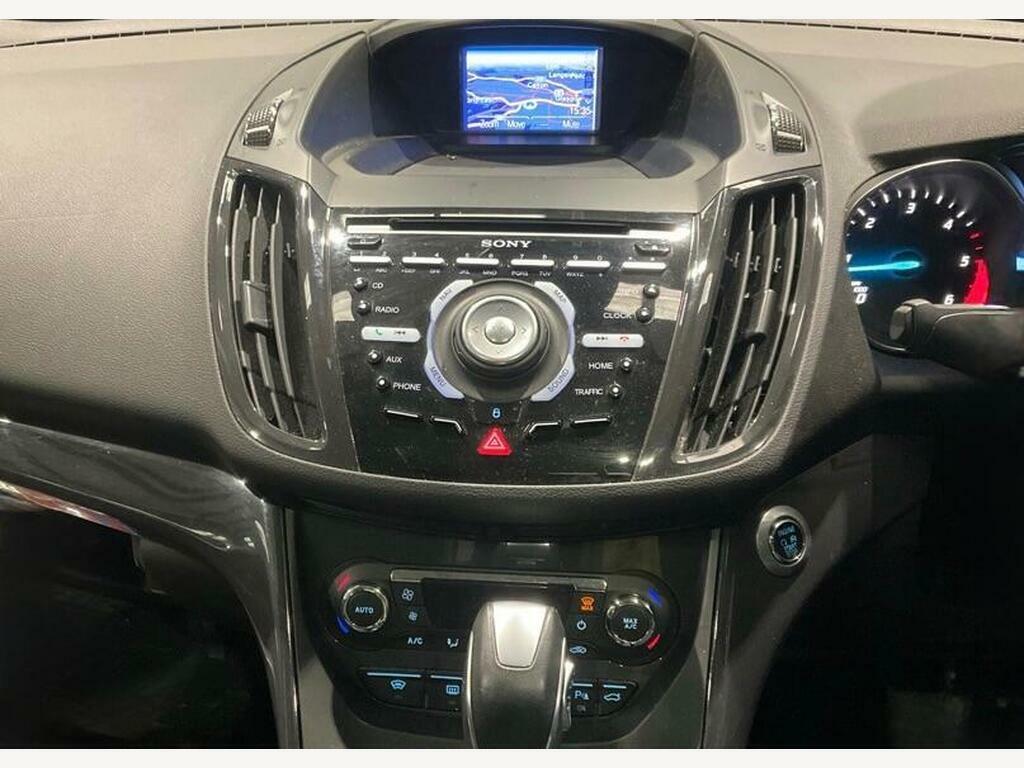 Ford Kuga Suv 2.0 Tdci Titanium 201414 Red #14
