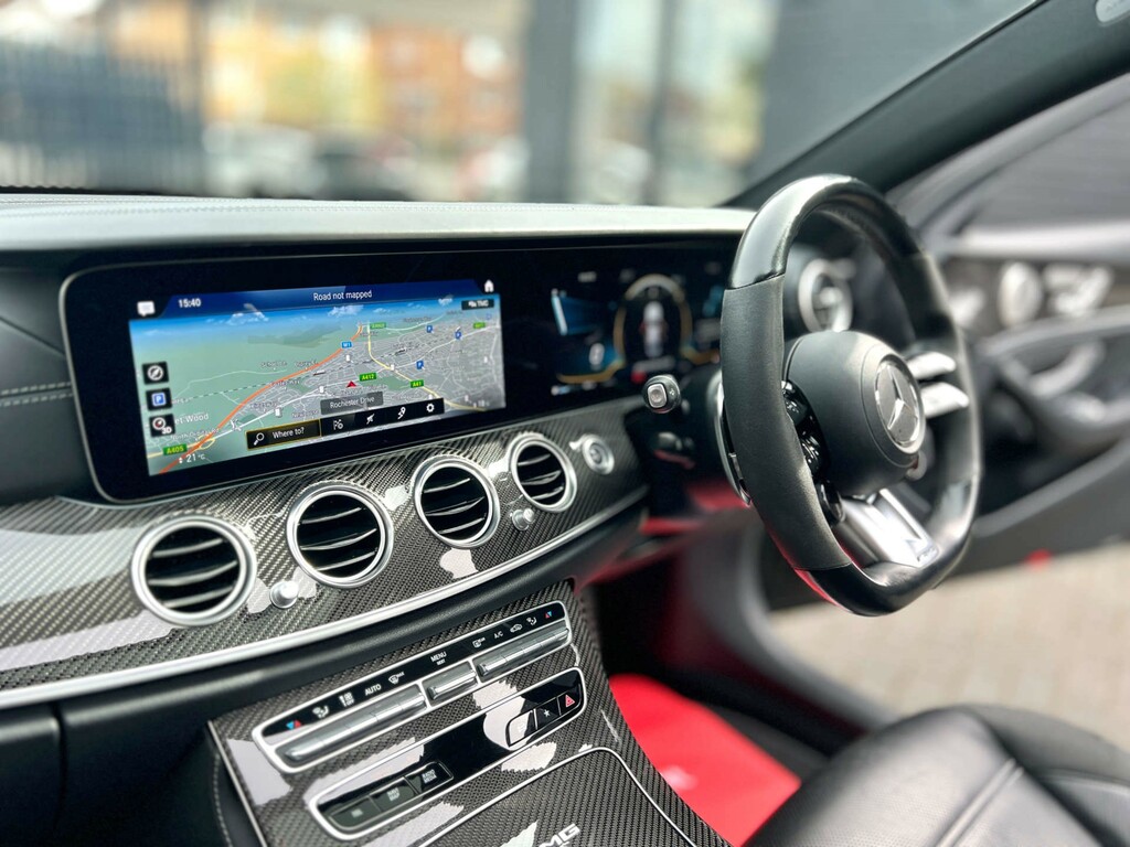 Mercedes-Benz E Class 2.0 E 220 #32