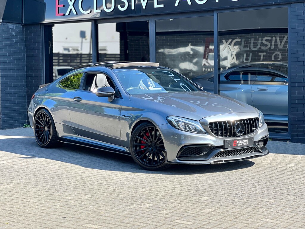 Mercedes-Benz C Class V8 Biturbo Amg S Premium Bodykit C63s Amg 