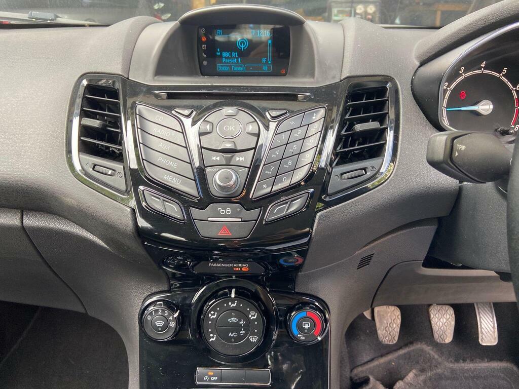 Ford Fiesta 1.0T Ecoboost Zetec Euro 6 S S Silver #4