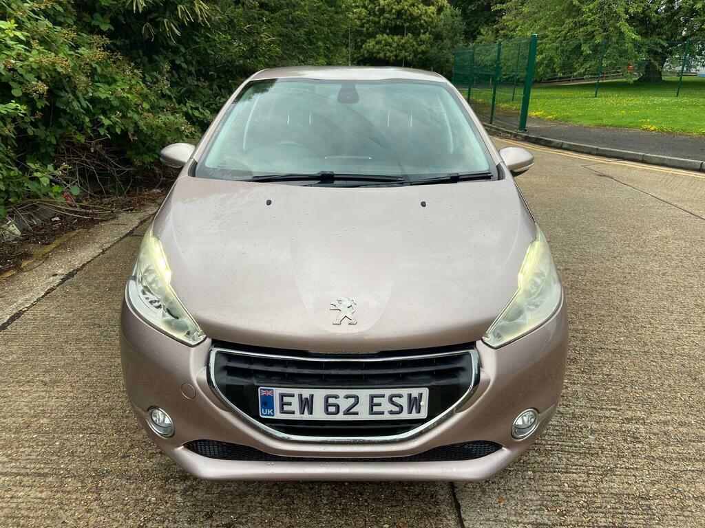 Peugeot 208 208 Silver #8