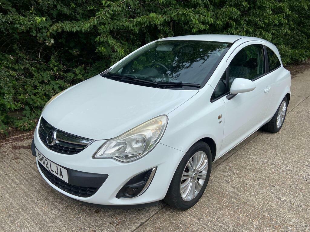 Vauxhall Corsa 1.2I Ecoflex 16V Se Euro 5 S S White