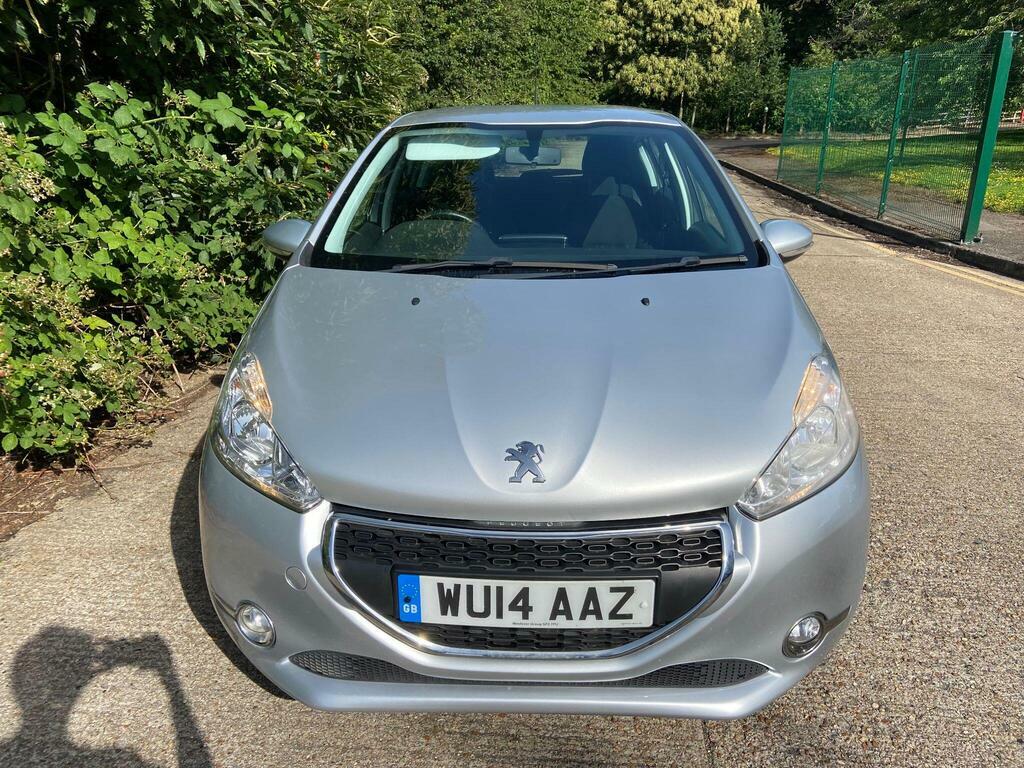 Peugeot 208 Access Plus White #8