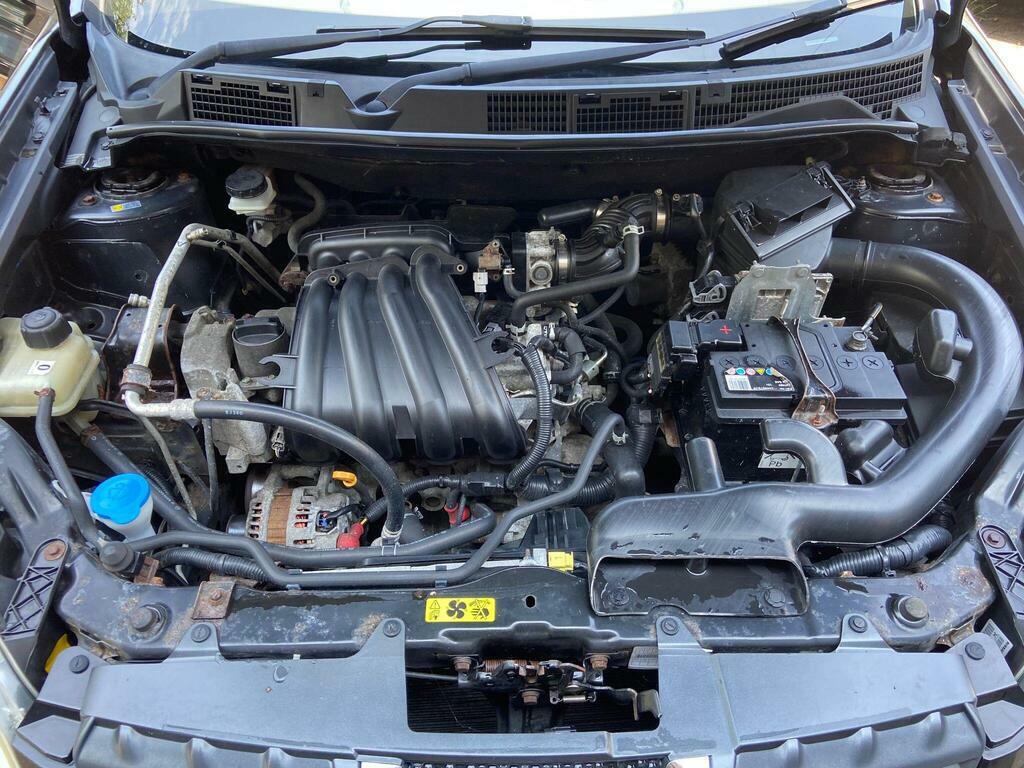 Nissan Qashqai 1.6 Acenta 2Wd Black #5