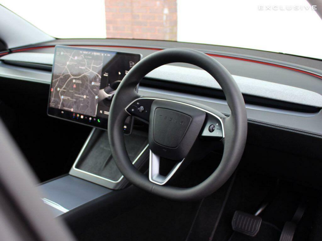 Tesla Model Y 84.7Kwh Dual Motor Long Range 4Wde Grey #32