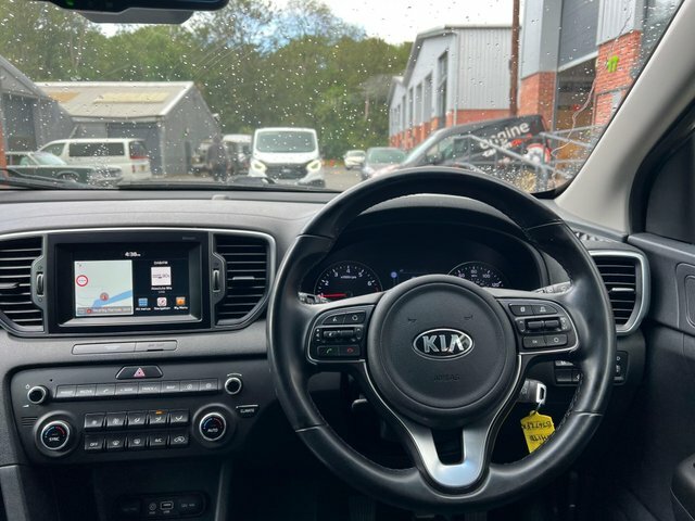 Kia Sportage Crdi 1 Isg White #13