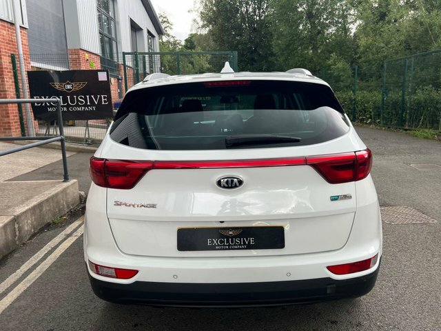 Kia Sportage Crdi 1 Isg White #7