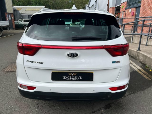 Kia Sportage Crdi 1 Isg White #8