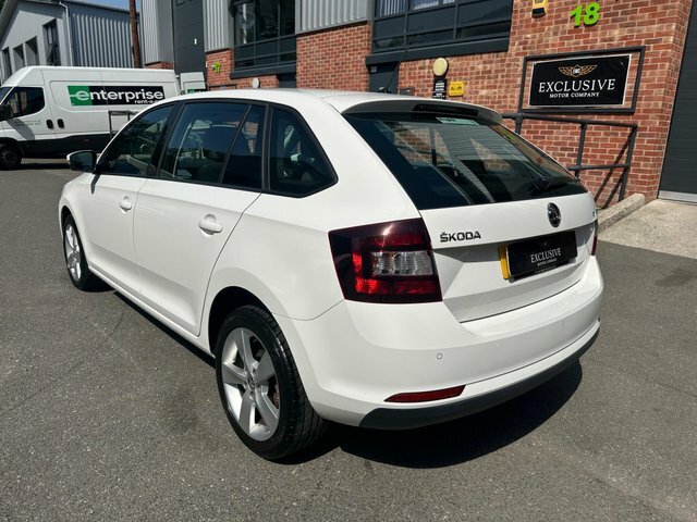 Skoda Rapid Spaceback 2018 1.0 Tsi Se Tech Euro 6 Ss White #4