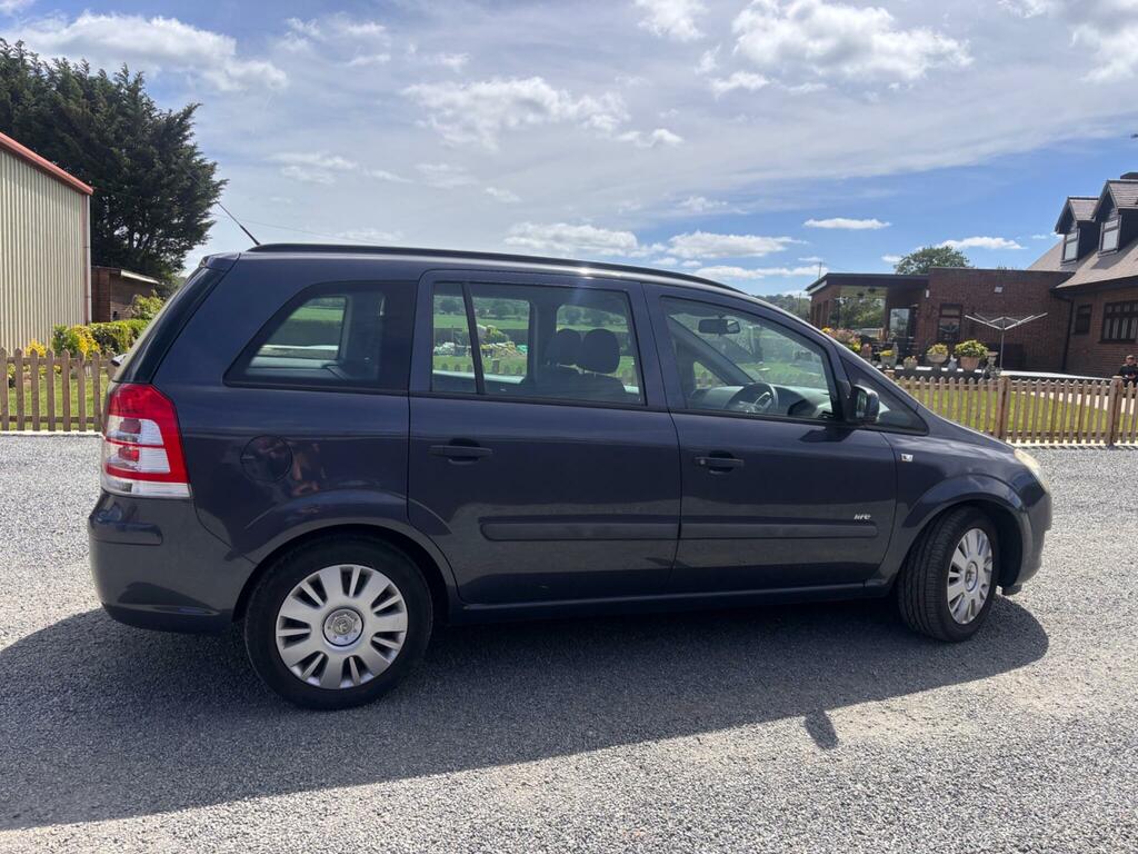 Vauxhall Zafira Design Black #8