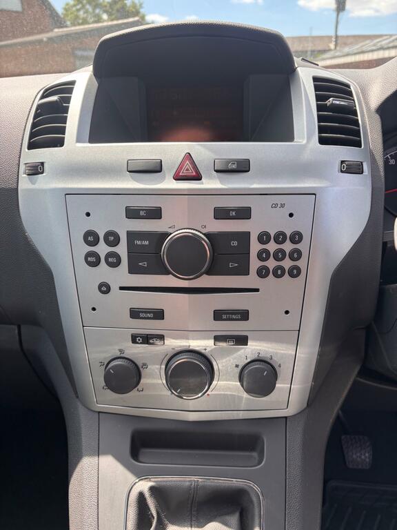 Vauxhall Zafira Design Black #31