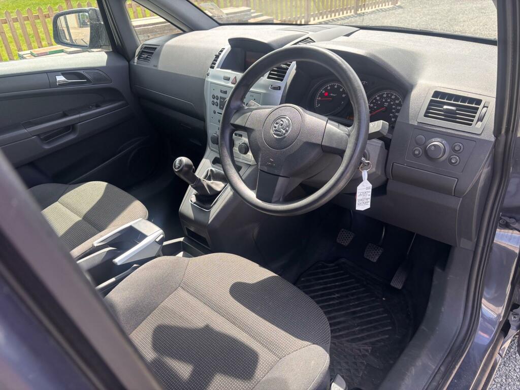 Vauxhall Zafira Design Black #9