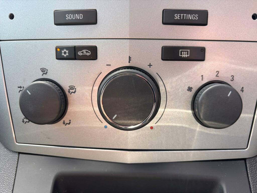 Vauxhall Zafira Design Black #37