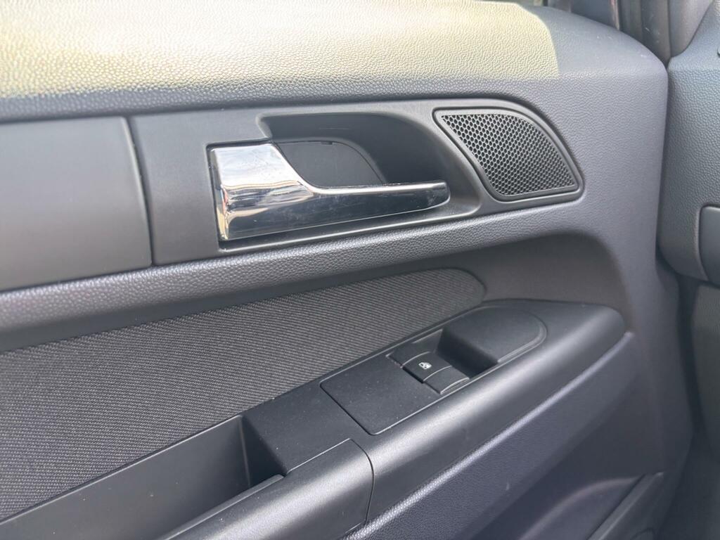 Vauxhall Zafira Design Black #35