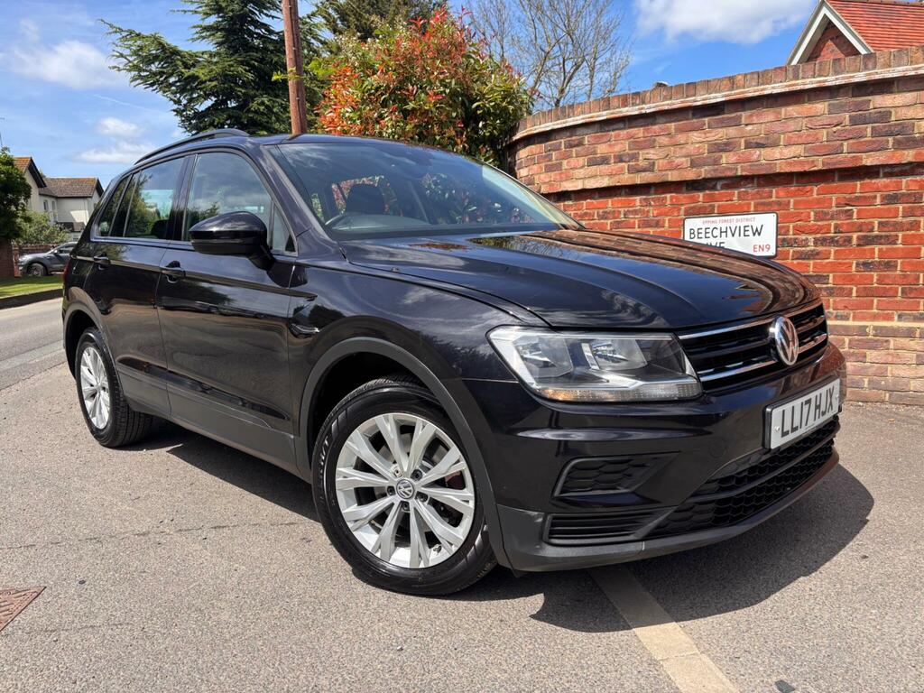 Volkswagen Tiguan S Black
