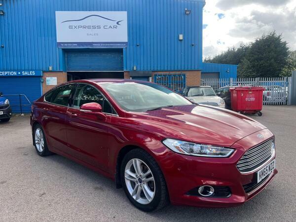 Ford Mondeo 2.0 Tdci Titanium Euro 6 Ss Red