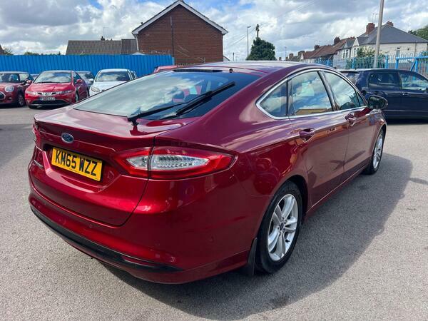 Ford Mondeo 2.0 Tdci Titanium Euro 6 Ss Red #4