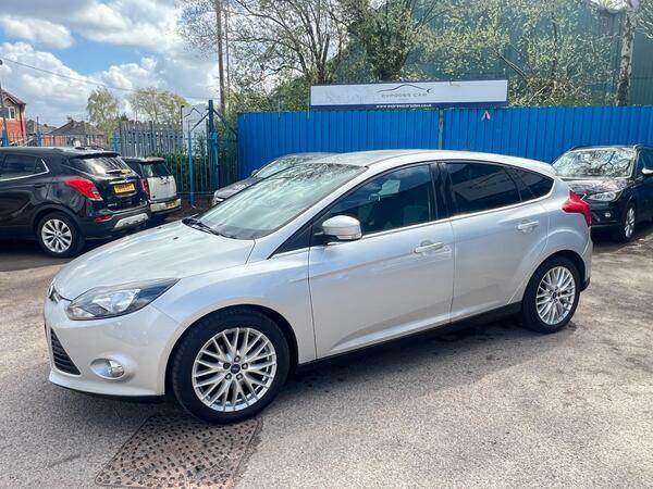 Ford Focus 1.0T Ecoboost Zetec Euro 5 Ss MM12JCJ Silver #4