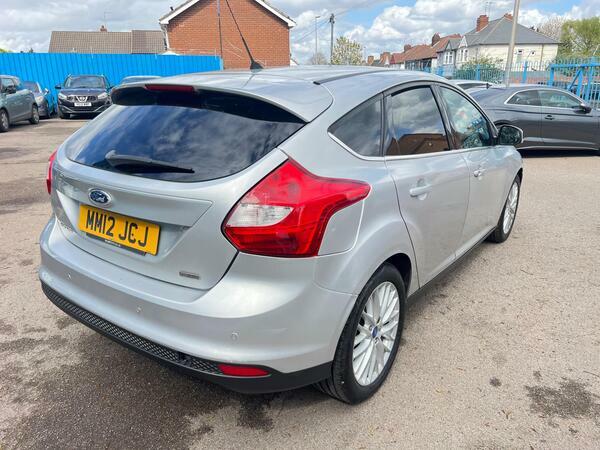 Ford Focus 1.0T Ecoboost Zetec Euro 5 Ss MM12JCJ Silver #2