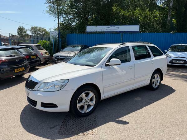 Skoda Octavia 1.4 Tsi Se Euro 5 White #5