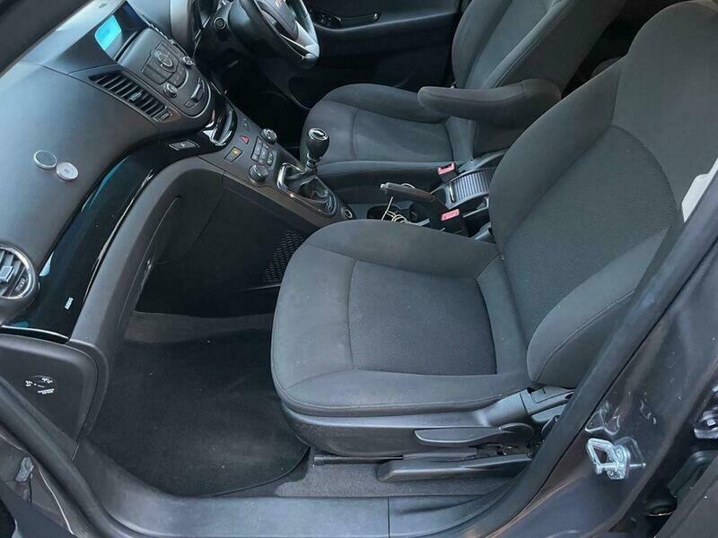 Chevrolet Orlando  Blue #11