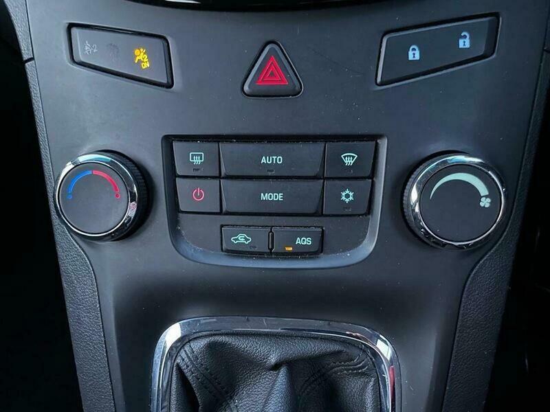 Chevrolet Orlando  Blue #10