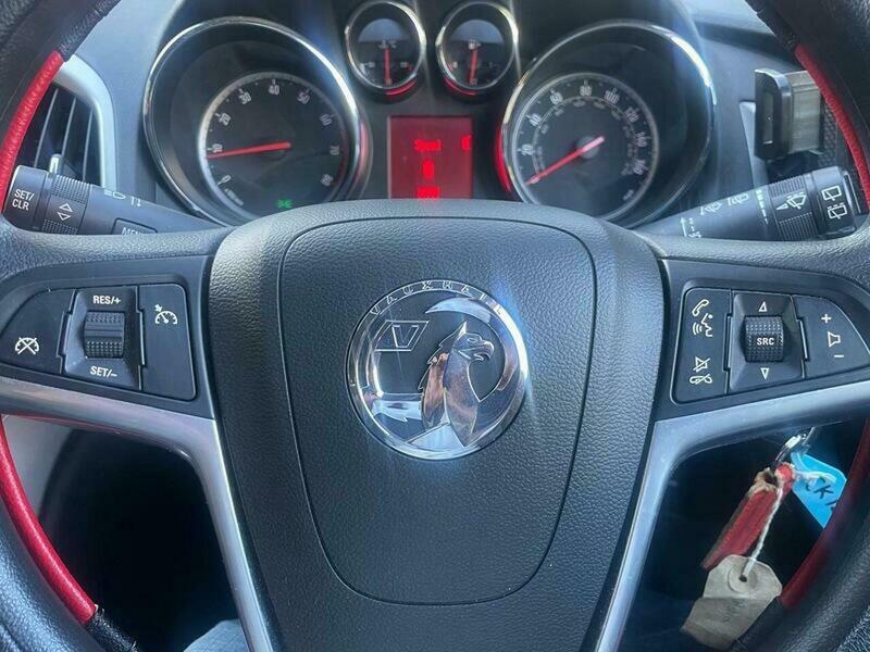 Vauxhall Astra Exclusiv Red #6