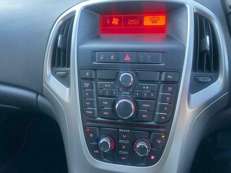 Vauxhall Astra 1.4T 16V Sri 140 Silver #12