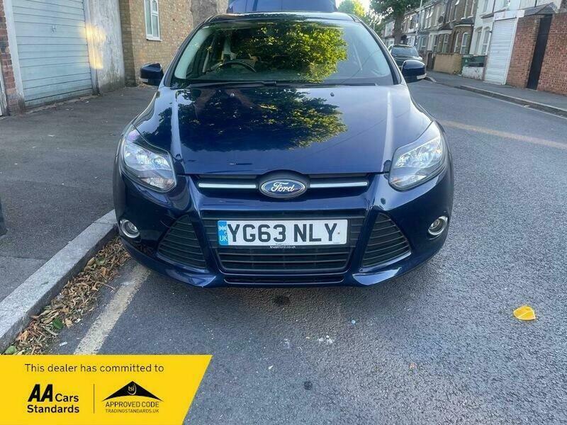 Ford Focus 1.0T Ecoboost Zetec Hatchback YG63NLY Blue #4