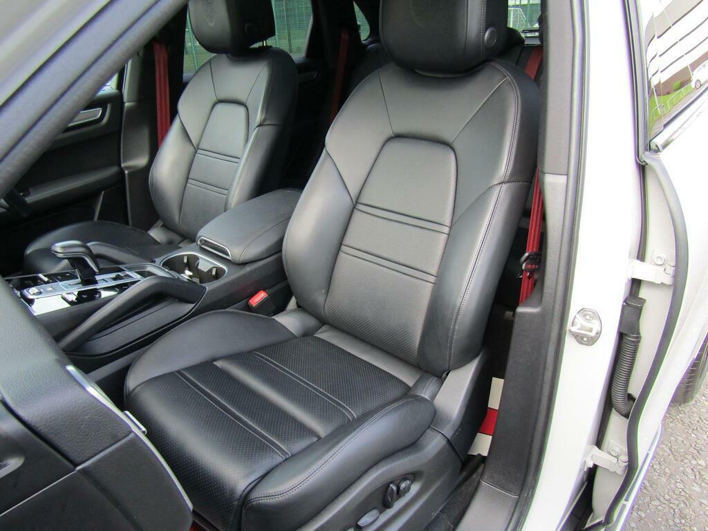 Porsche Cayenne 3.0T V6 Platinum Edition Tiptronics 4Wd Euro 6 S Black #7