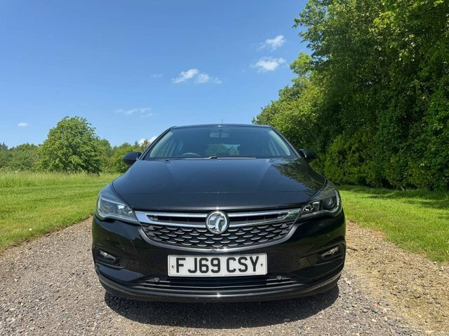 Vauxhall Astra 1.6 Cdti Ecotec Blueinjection Design Hatchback FJ69CSY Black #2
