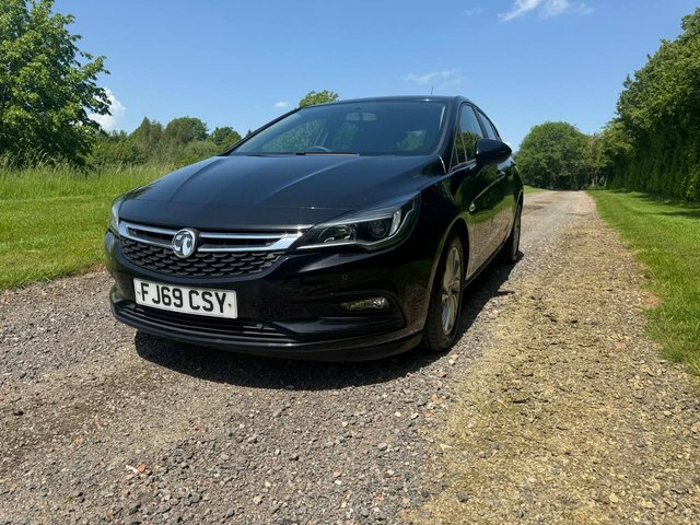Vauxhall Astra 1.6 Cdti Ecotec Blueinjection Design Hatchback FJ69CSY Black #3
