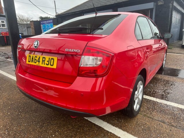 Skoda Rapid Se Tech Red #9