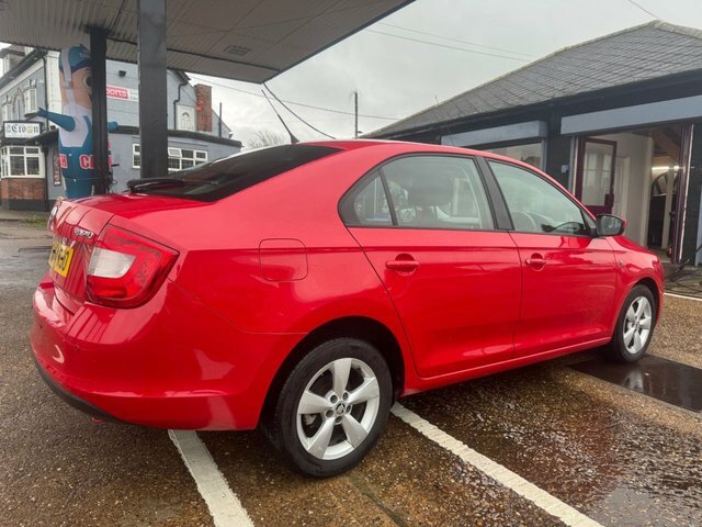 Skoda Rapid Se Tech Red #12