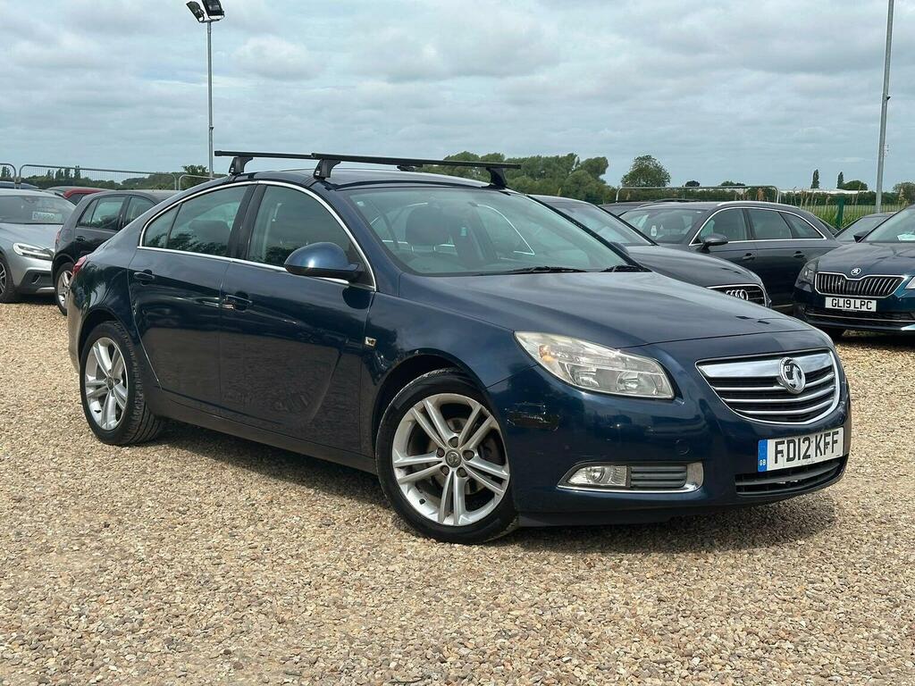 Vauxhall Insignia Hatchback 2.0 Cdti Ecoflex Exclusiv Nav Euro 5 S Blue