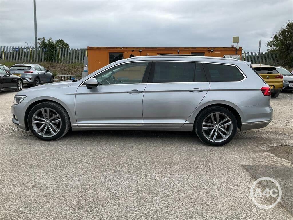 Volkswagen Passat 2.0 Tdi Gt Euro 6 Ss Silver #4