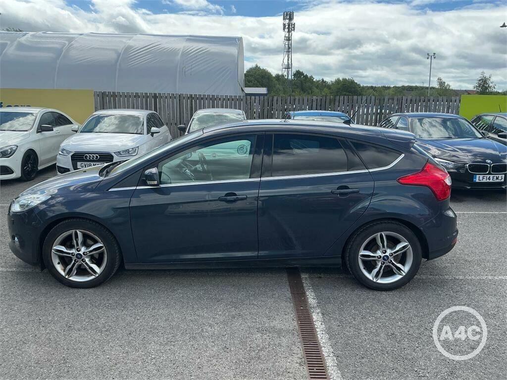 Ford Focus Hatchback 1.6 Tdci Titanium X Euro 5 Ss 20 Grey #6