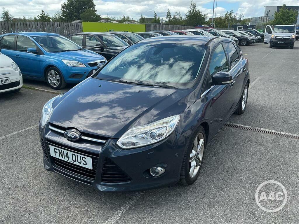 Ford Focus Hatchback 1.6 Tdci Titanium X Euro 5 Ss 20 Grey #2