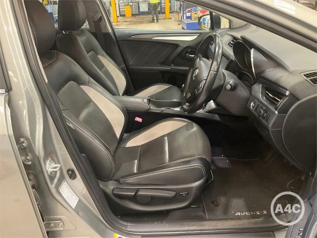 Toyota Avensis Estate 2.0 D-4d Business Edition Plus Touring Spor Grey #5