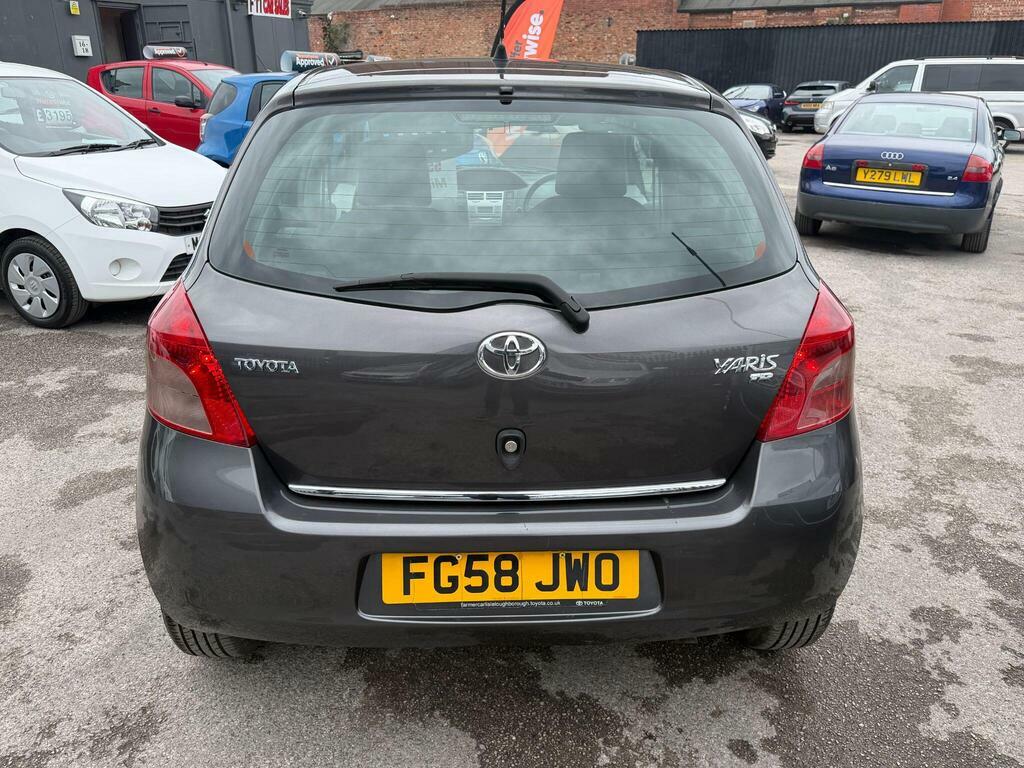 Toyota Yaris 1.3 Vvt-i Tr Grey #6