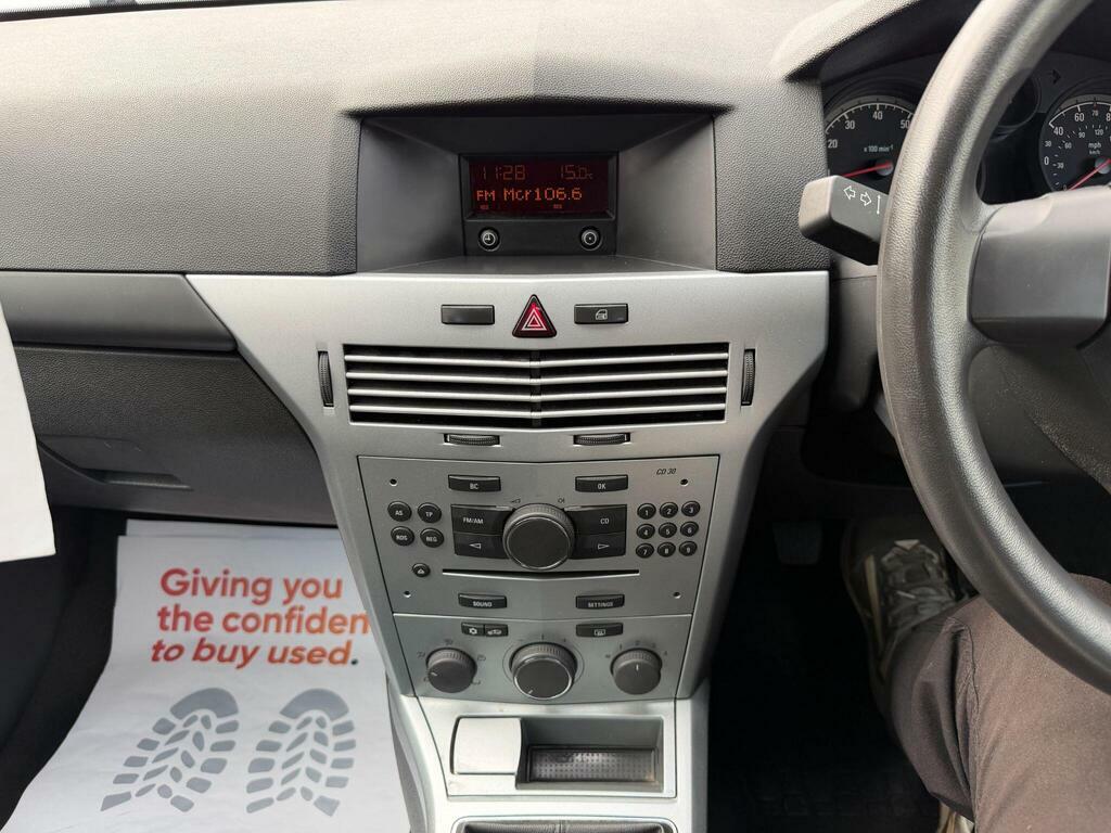 Vauxhall Astra Silver #22