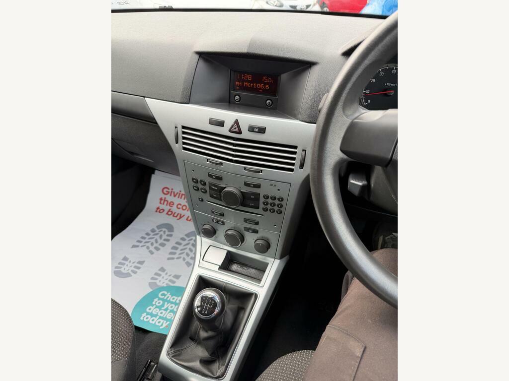 Vauxhall Astra Silver #13