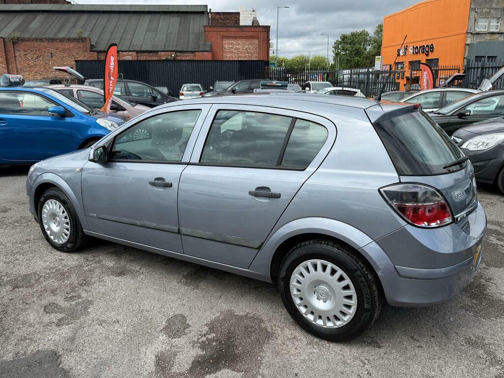 Vauxhall Astra Silver #10