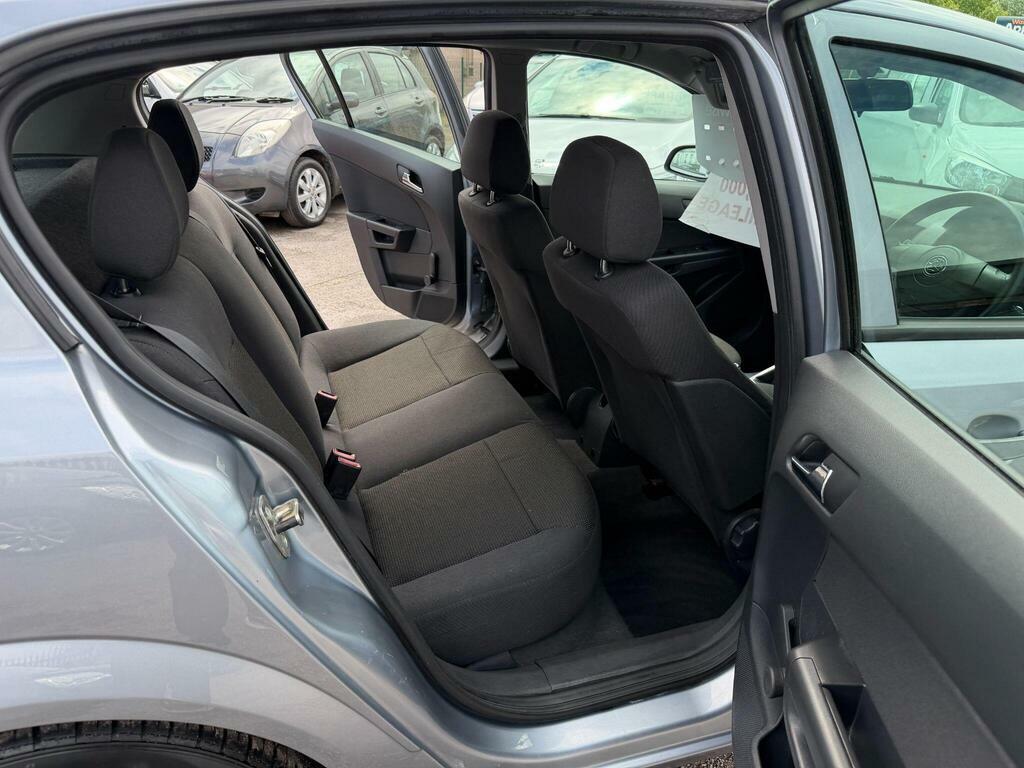 Vauxhall Astra Silver #15
