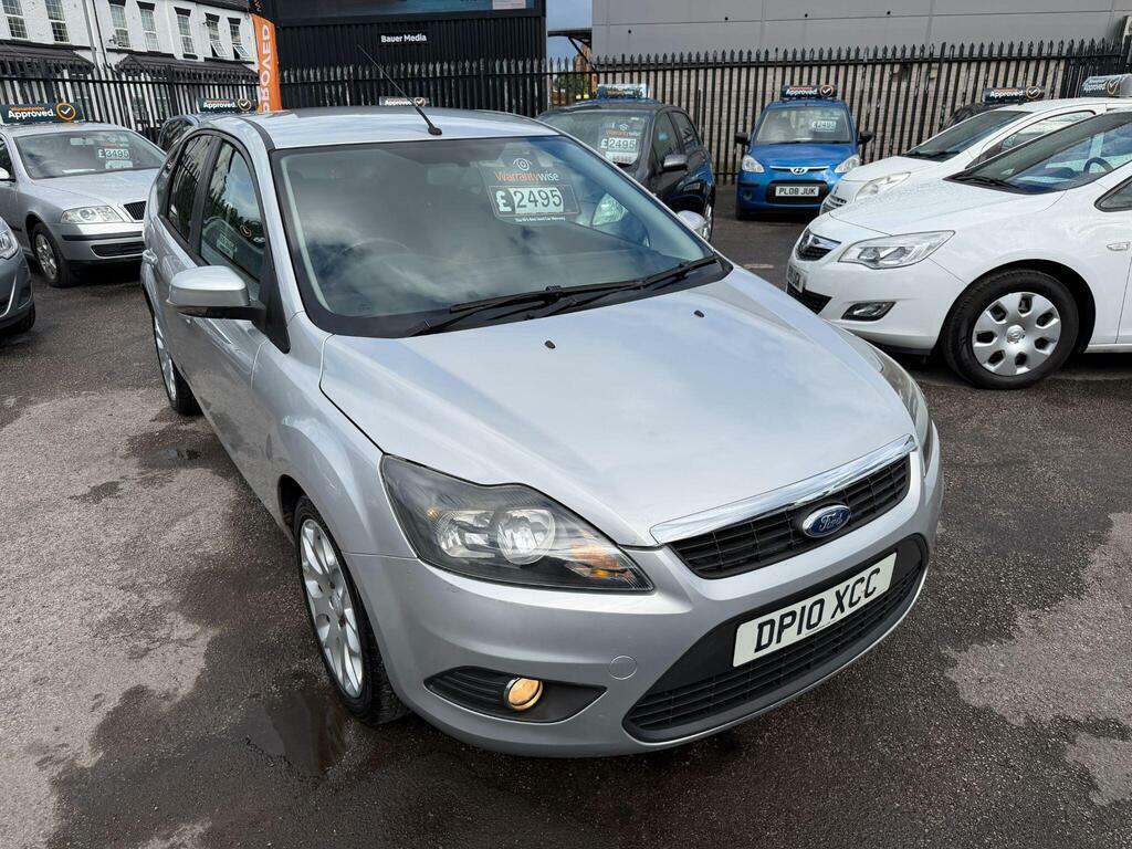 Ford Focus Hatchback Grey #9