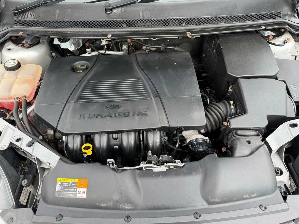 Ford Focus Hatchback Grey #12