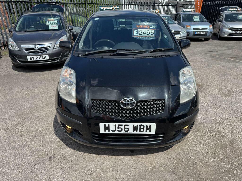 Toyota Yaris 1.0 Vvt-i T2 Black #2