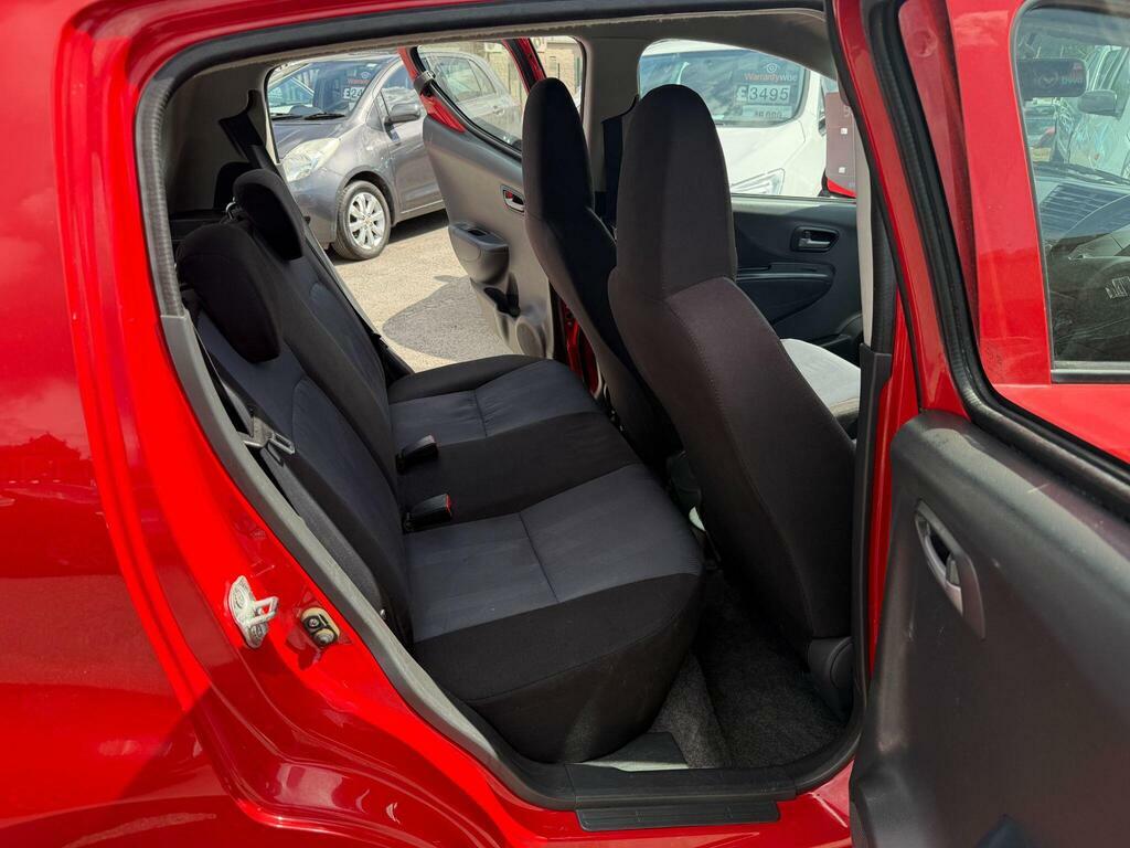 Suzuki Alto Hatchback White #15