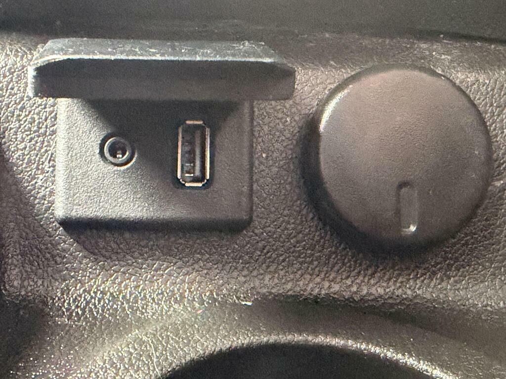Vauxhall Meriva Tech Line Used Red #19