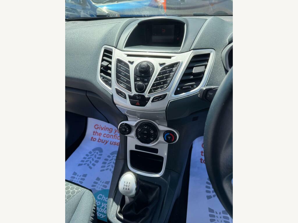 Ford Fiesta 1.6 Titanium Grey #14